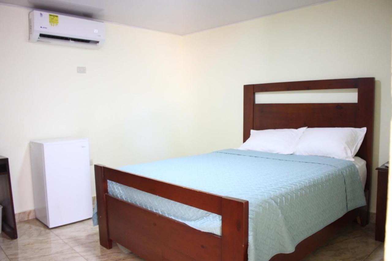 Hotel Anedi Concepción de La Vega Buitenkant foto