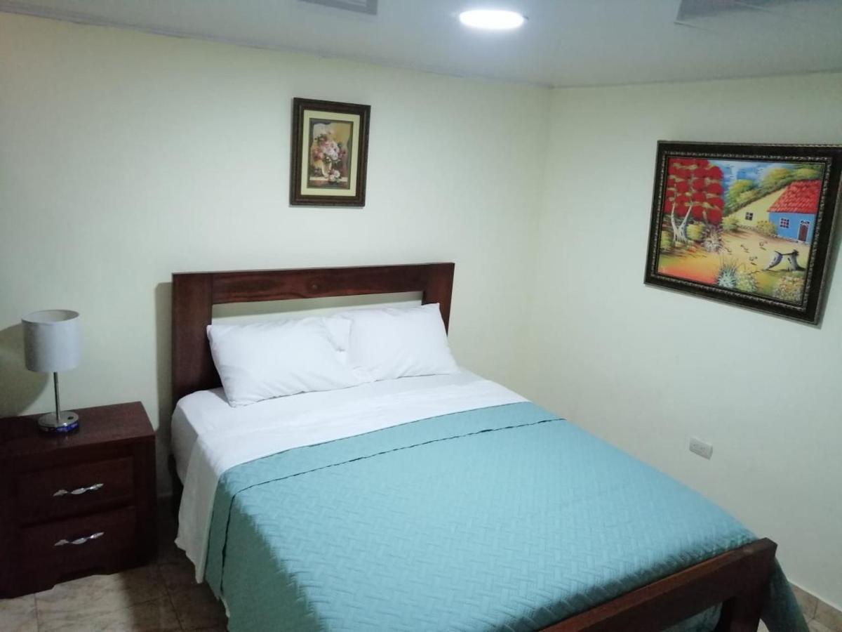 Hotel Anedi Concepción de La Vega Buitenkant foto
