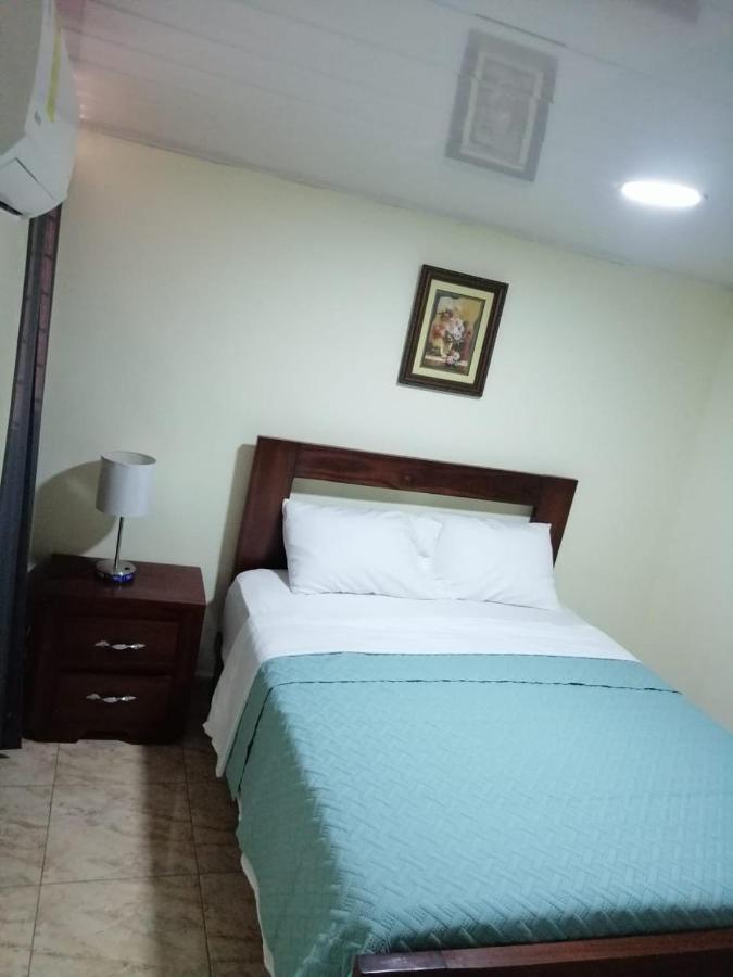 Hotel Anedi Concepción de La Vega Buitenkant foto