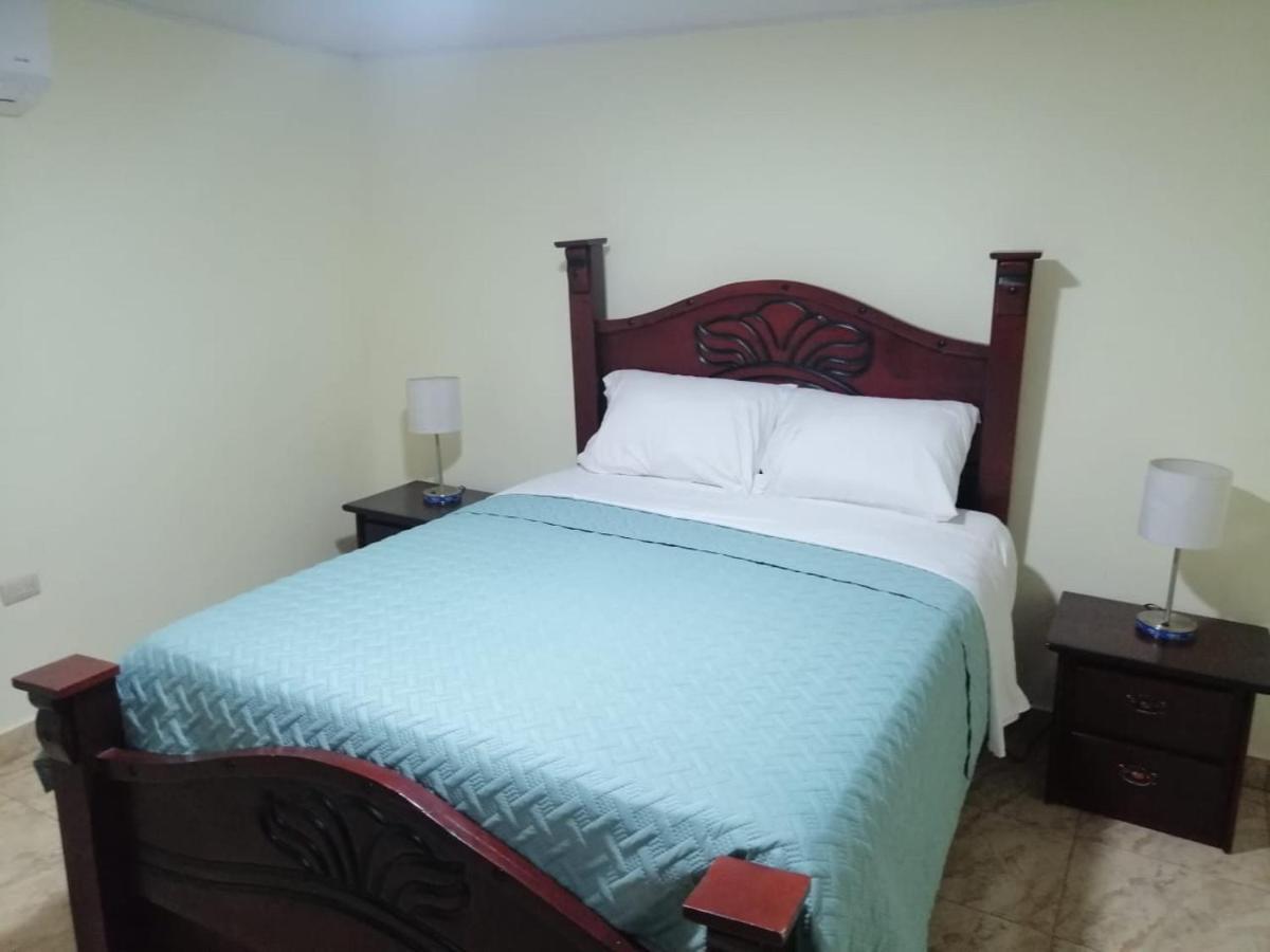 Hotel Anedi Concepción de La Vega Buitenkant foto