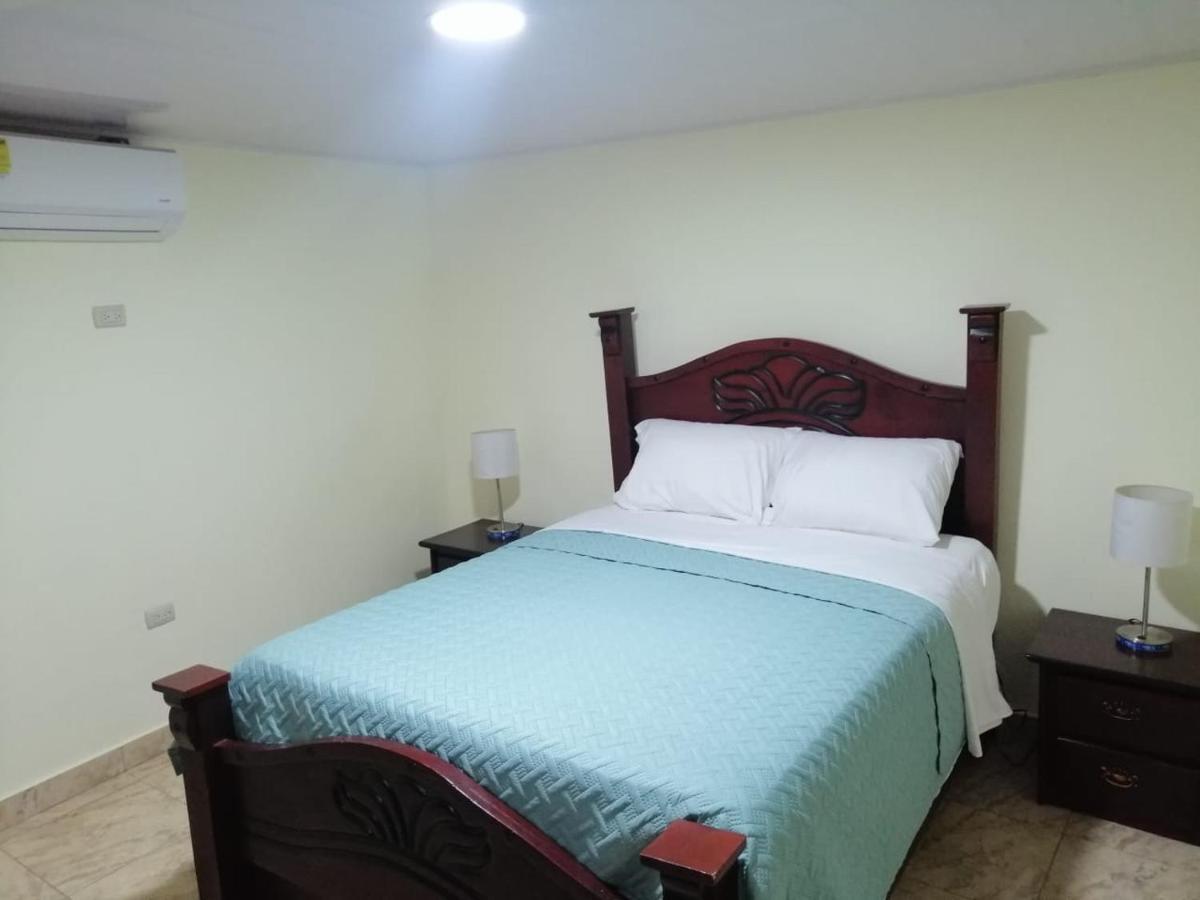 Hotel Anedi Concepción de La Vega Buitenkant foto